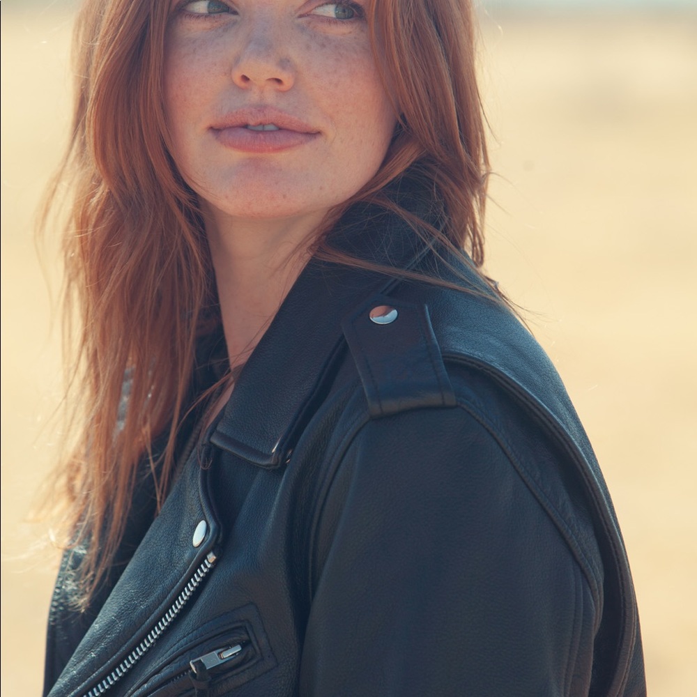 Classic Black Genuine Leather Moto Jacket - Picture 9 of 11